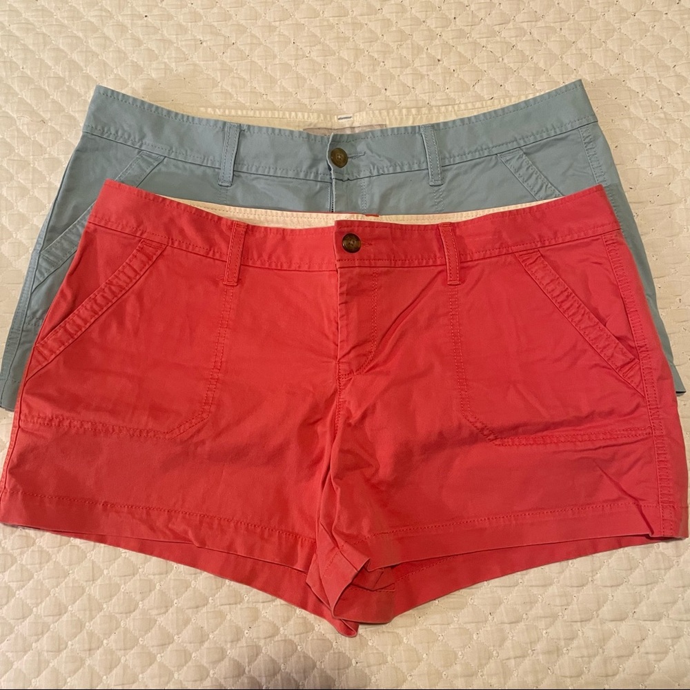 Two old navy size 14 shorts